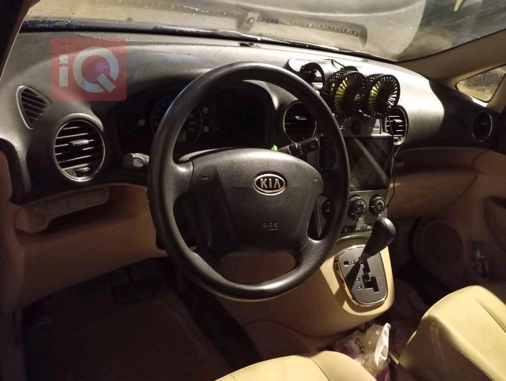 Kia Carens